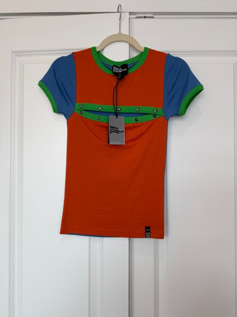 Basic Pleasure Mode Devon Colorblock Star Snap Ringer Tee NWT UK 10